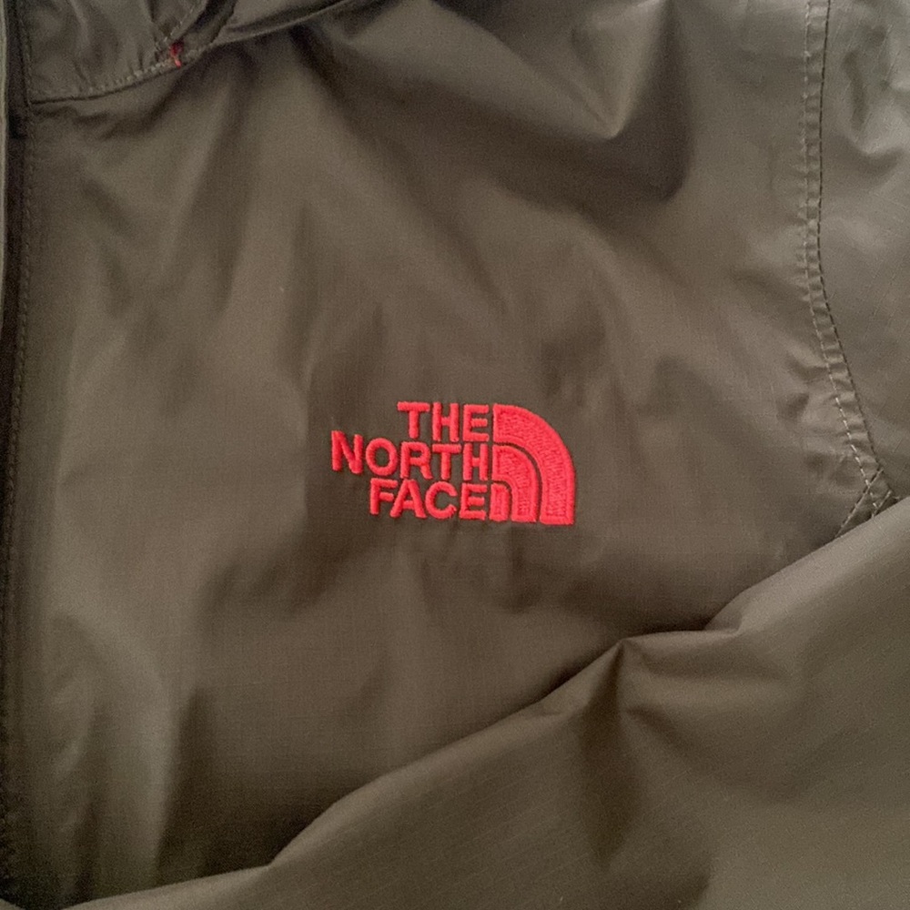 The North Face Women’s Rain Jacket | Small - Picture 2 of 8